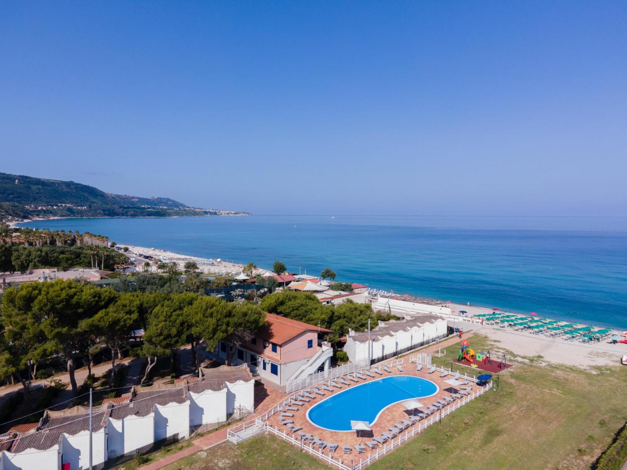 Villaggio Residence Emmesse Zambrone Dış mekan fotoğraf
