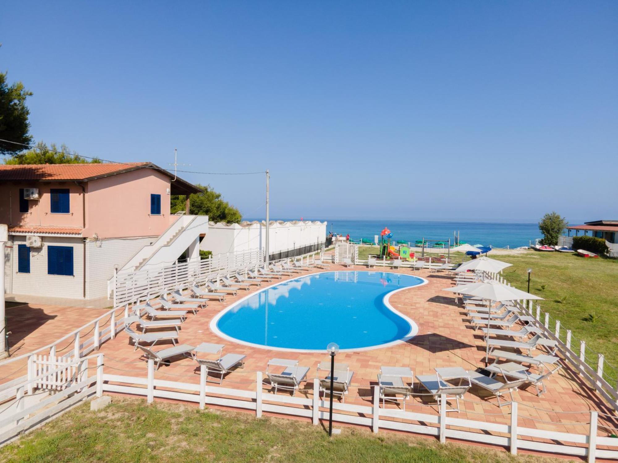 Villaggio Residence Emmesse Zambrone Dış mekan fotoğraf